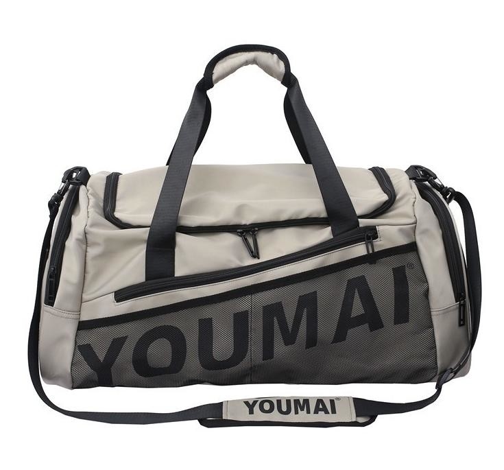 Multi Storage Spaces Personalized Duffle Bags For Sports  50-60Litres